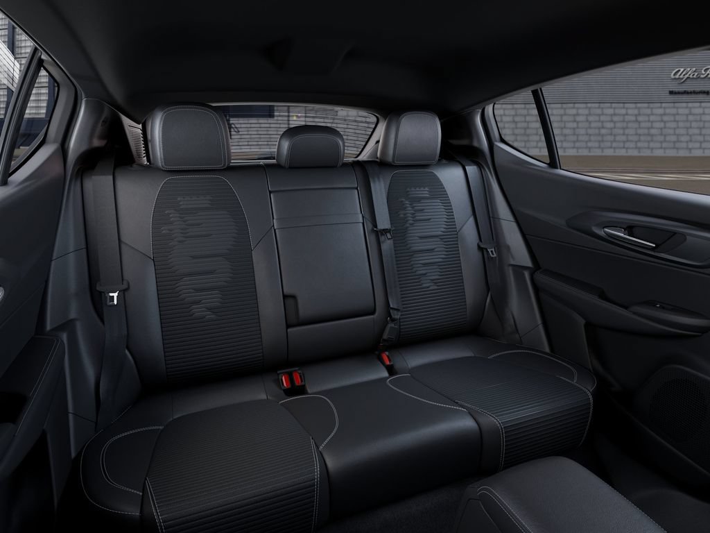 New 2025 Alfa Romeo Tonale AWD/4WD image 15