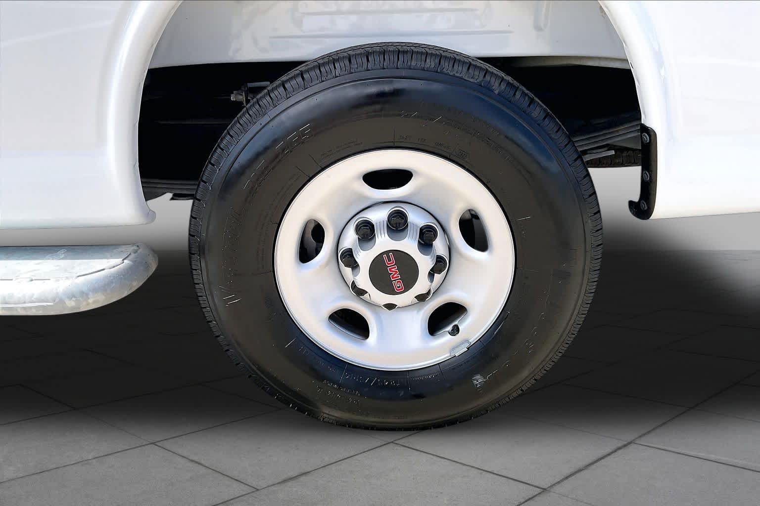 Certified 2025 GMC Savana 2500 w/ Driver Convenience Package RWD image 10