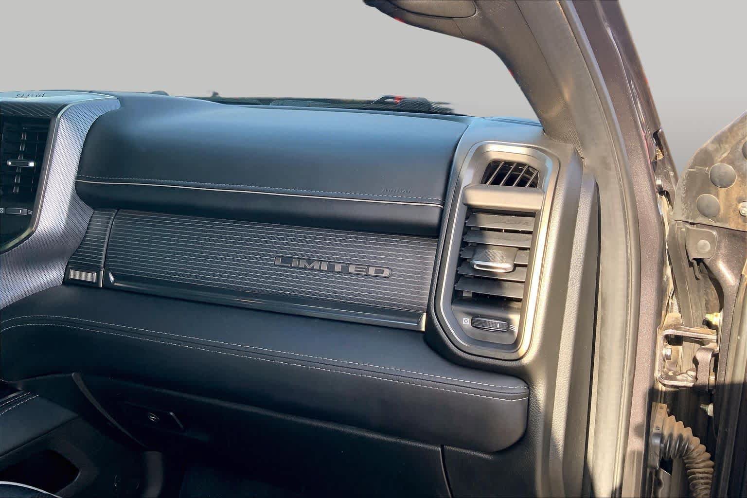 Used 2021 RAM 2500 Limited AWD/4WD image 19