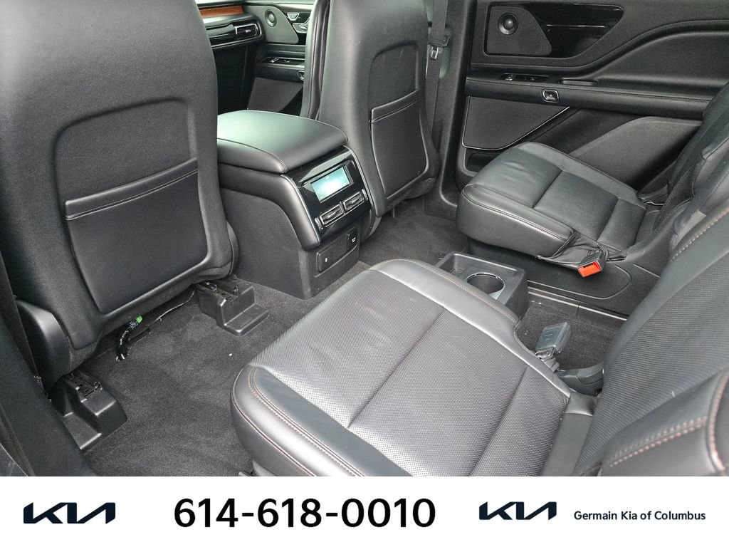 Used 2020 Lincoln Aviator Reserve w/ Elements Package Plus AWD/4WD image 19