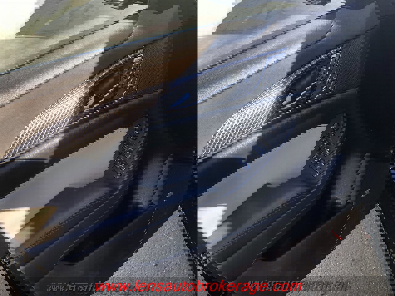 Used 2016 Cadillac CTS V w/ Luxury Package image 9