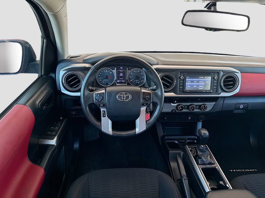 Used 2017 Toyota Tacoma SR5 image 21