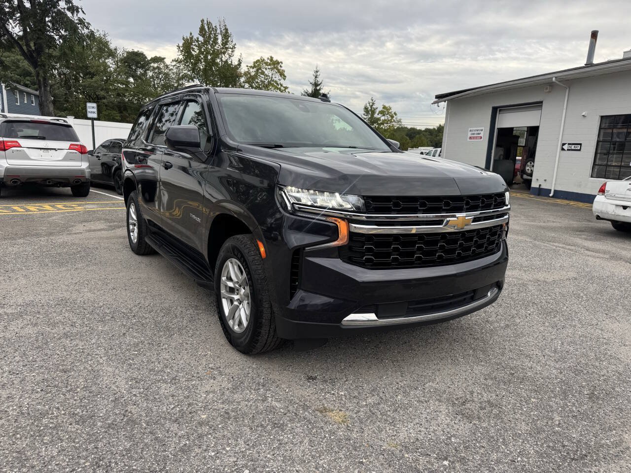 Used 2022 Chevrolet Tahoe 4WD image 4