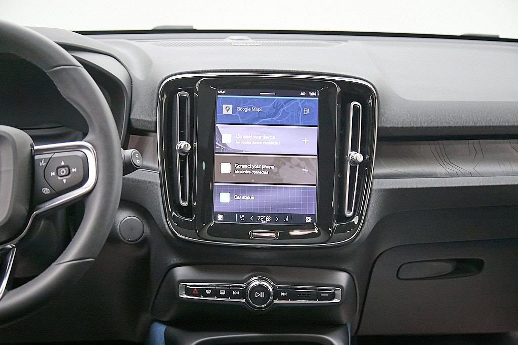 Certified 2023 Volvo XC40 Recharge Ultimate image 29