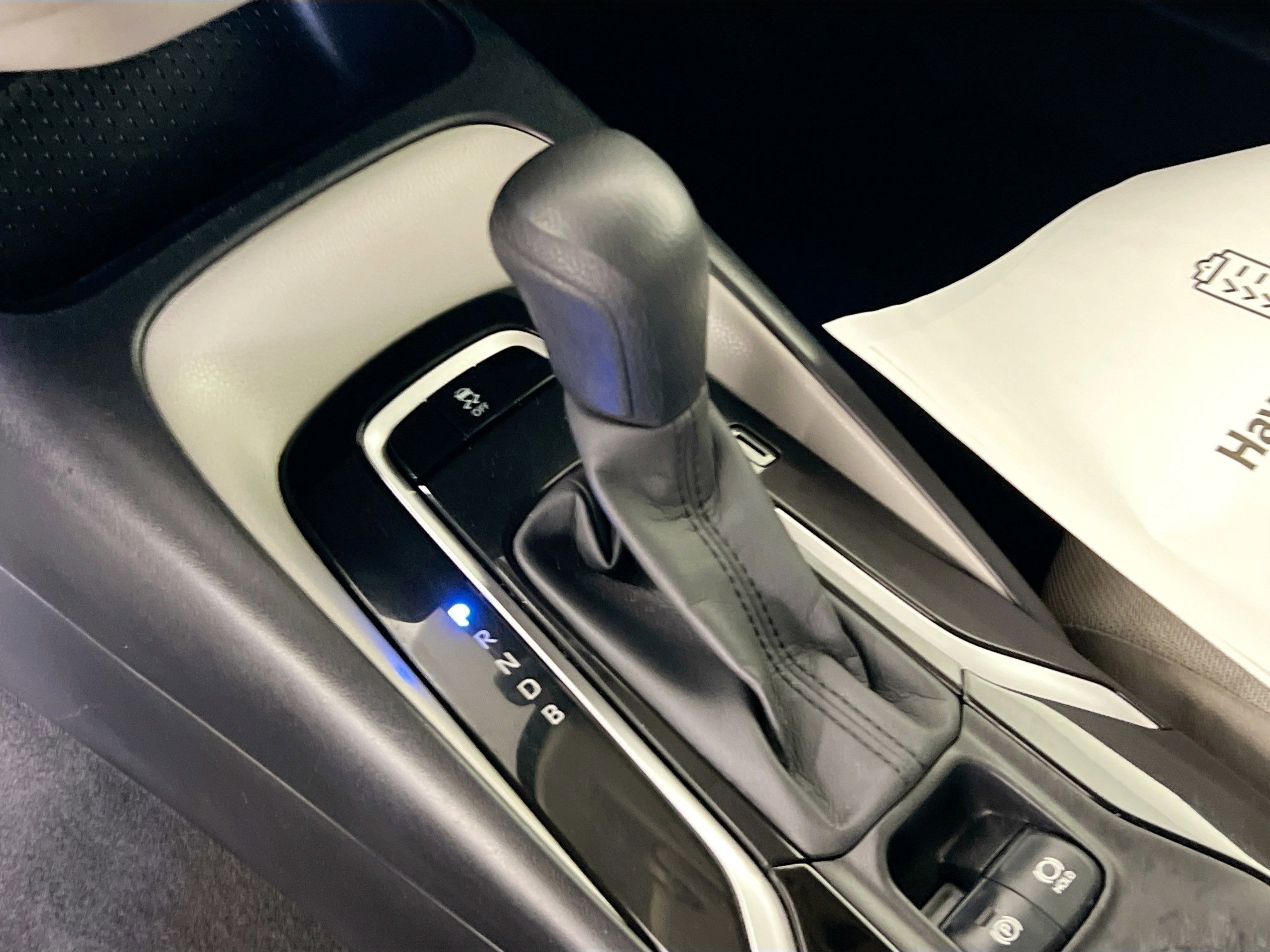 Used 2020 Toyota Corolla L image 24