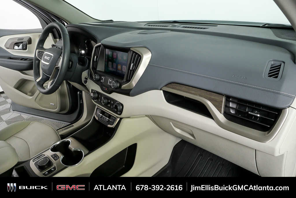 Used 2024 GMC Terrain Denali w/ Denali Premium Package AWD/4WD image 24
