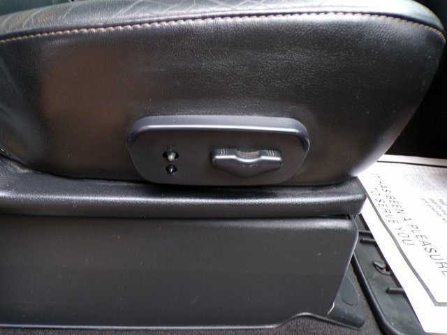 Used 2015 Nissan Armada Platinum w/ 2nd Row Captain Seat Package image 18