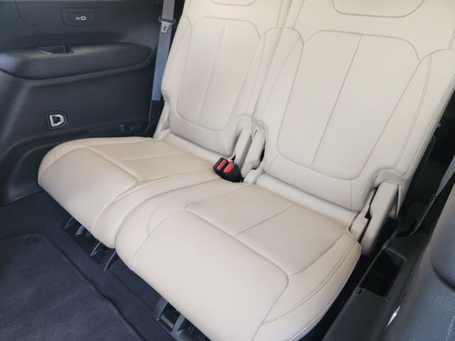 Certified 2021 Jeep Grand Cherokee L Limited AWD/4WD image 31