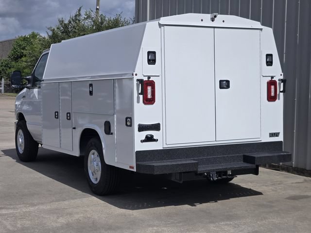 New 2026 Ford E-350 and Econoline 350 Super Duty w/ Power Equipment Group RWD image 3