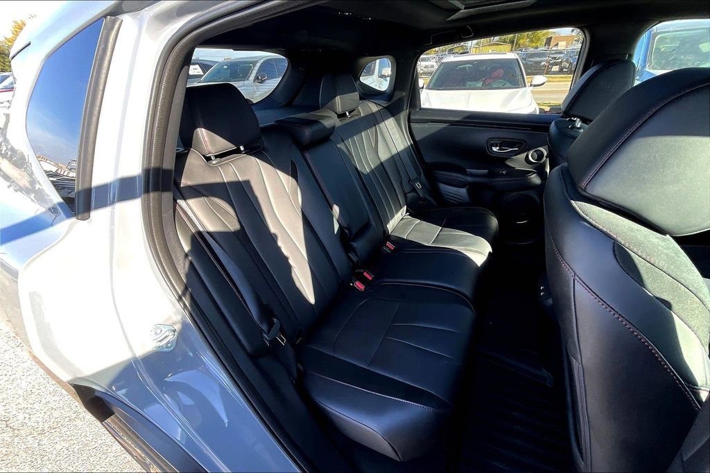 Used 2025 Acura ADX A-Spec image 35