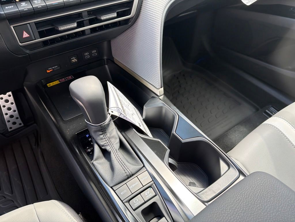 New 2026 Toyota Camry SE AWD/4WD image 7