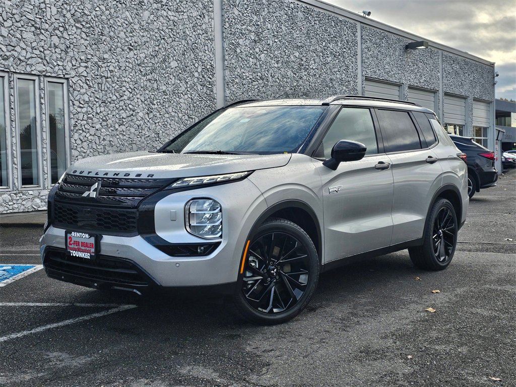 New 2025 Mitsubishi Outlander SEL Black Edition