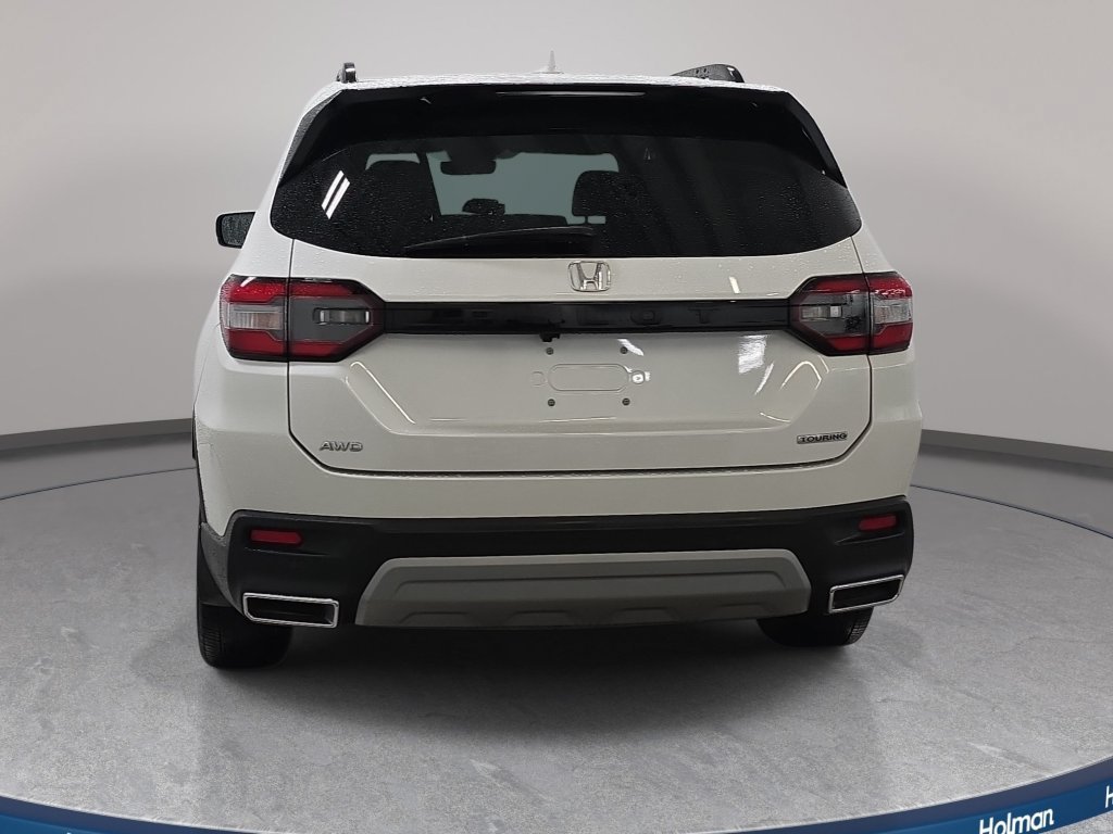 Used 2023 Honda Pilot Touring image 6