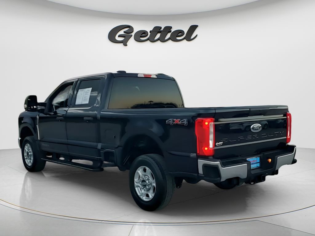 Used 2025 Ford F250 XLT image 4