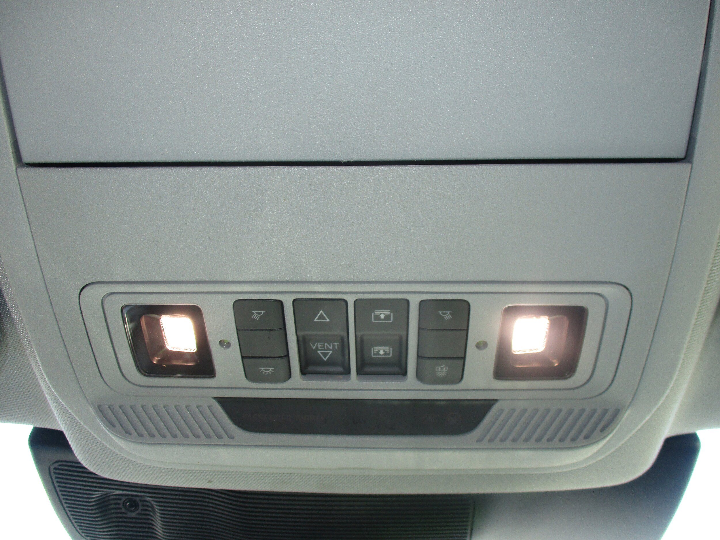 Used 2022 Ford Explorer Limited w/ Hybrid Equipment Group 310A AWD/4WD image 34