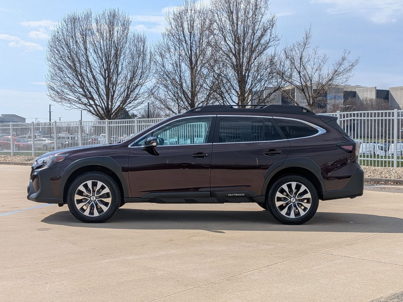 Used 2023 Subaru Outback Limited XT image 9