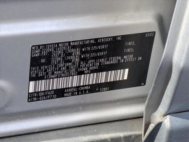 Used 2022 Toyota RAV4 XLE AWD/4WD image 15