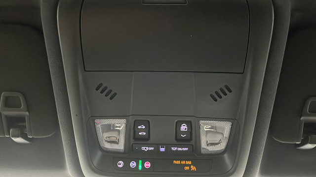 Used 2023 Chevrolet Equinox RS w/ RS Leather Package AWD/4WD image 34