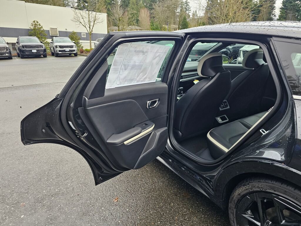 New 2025 Kia K4 GT-Line Turbo image 24