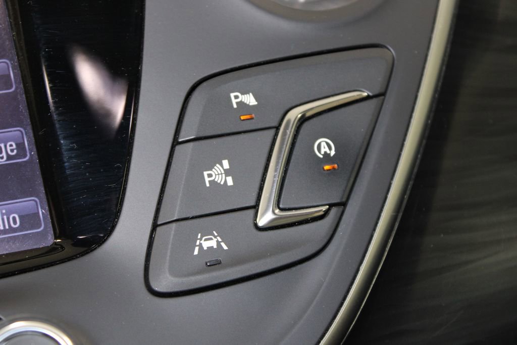 Used 2020 Buick Envision Premium w/ Driver Confidence Package image 45