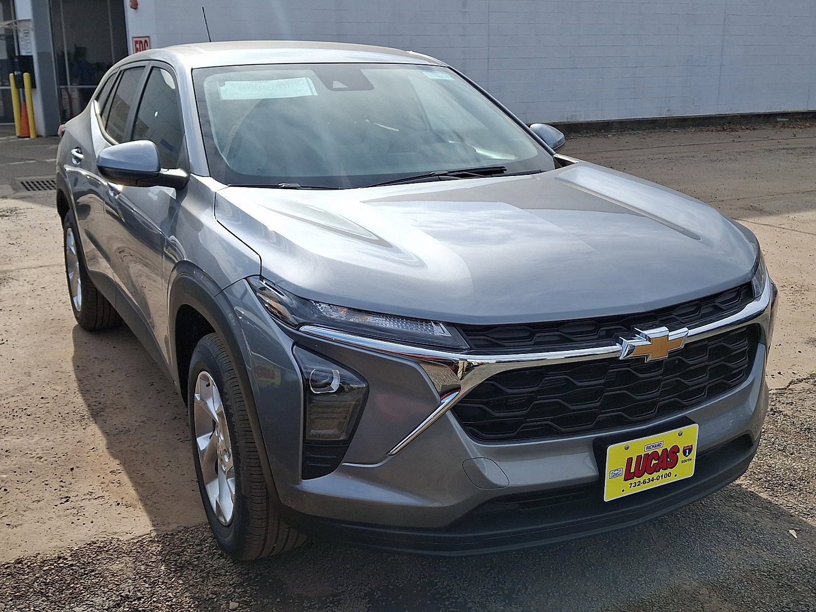 New 2026 Chevrolet Trax LS image 3