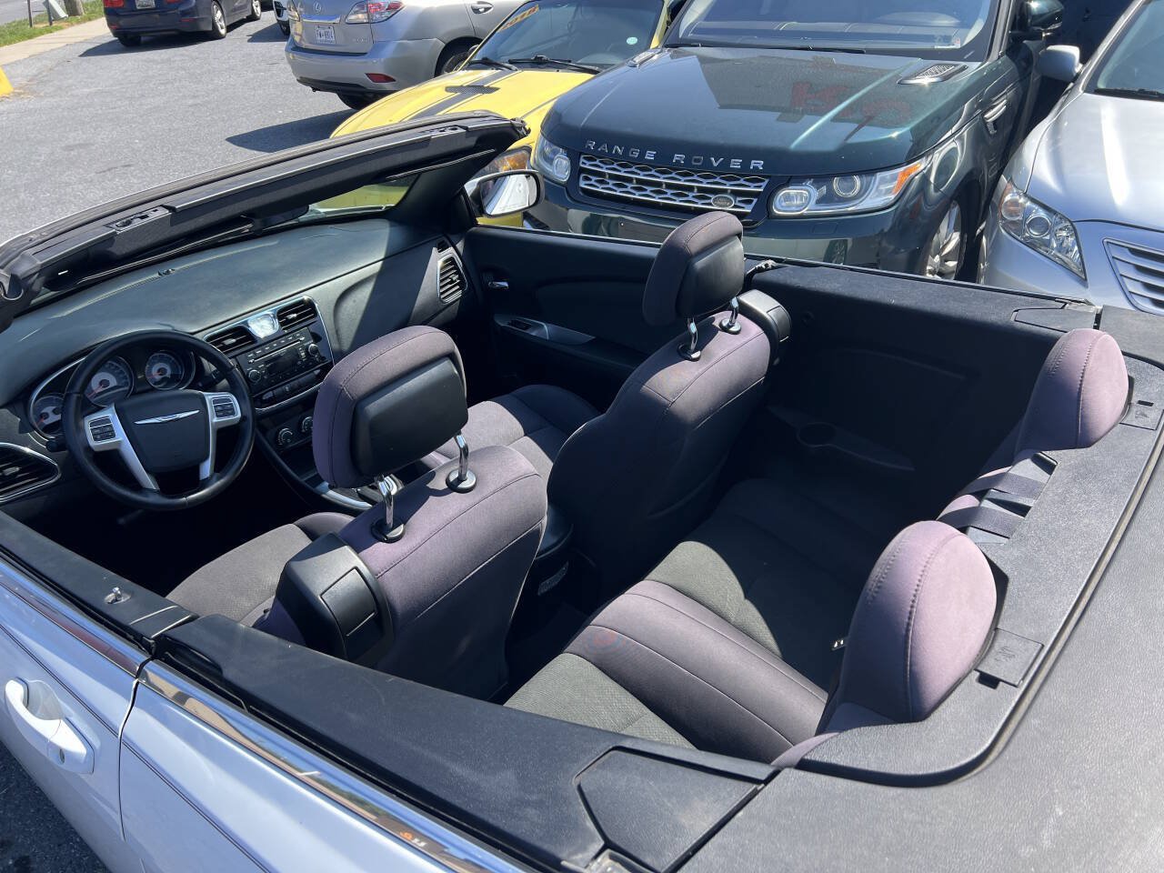 Used 2012 Chrysler 200 Touring FWD image 8