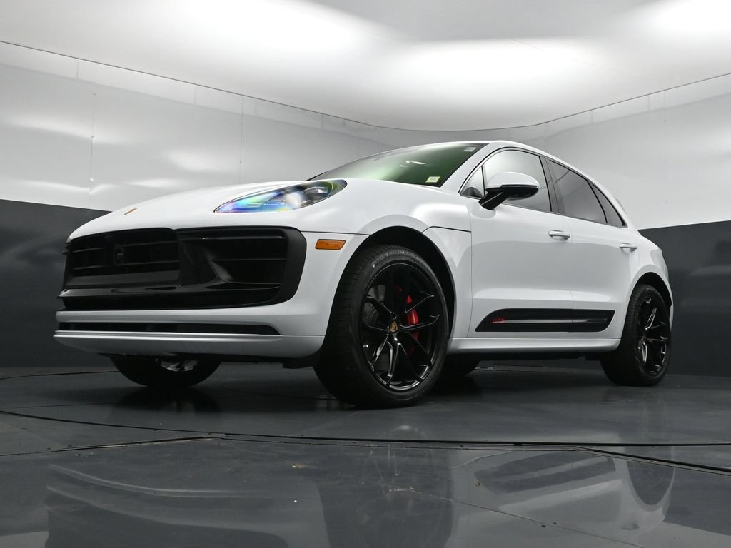 New 2026 Porsche Macan GTS AWD/4WD image 23