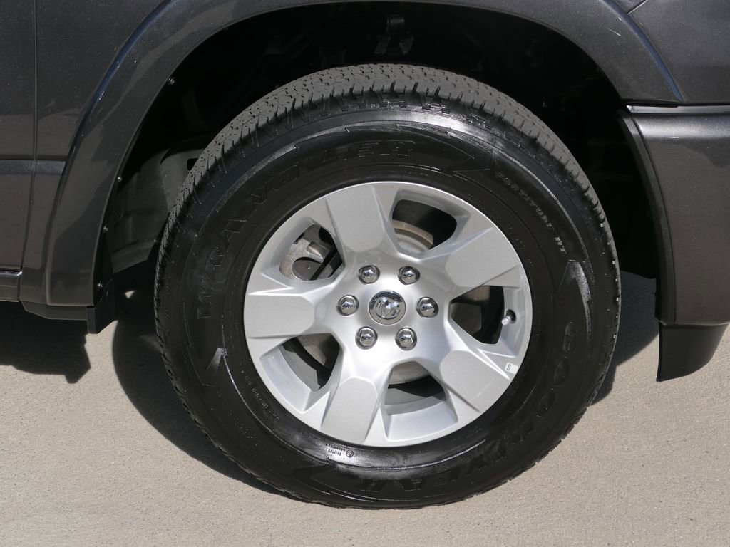 Used 2025 RAM 1500 Big Horn image 26