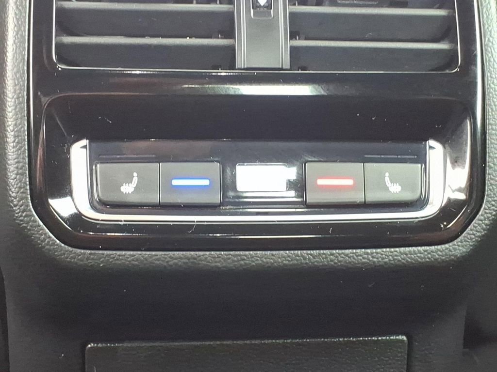 Used 2021 Volkswagen Arteon SEL Premium AWD/4WD image 17