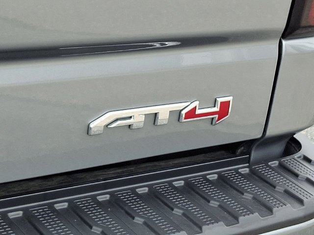 Used 2025 GMC Sierra 1500 AT4 w/ AT4 Premium Package AWD/4WD image 34