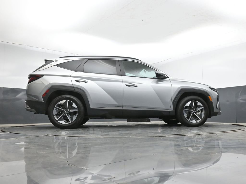 Used 2025 Hyundai Tucson SEL FWD image 44