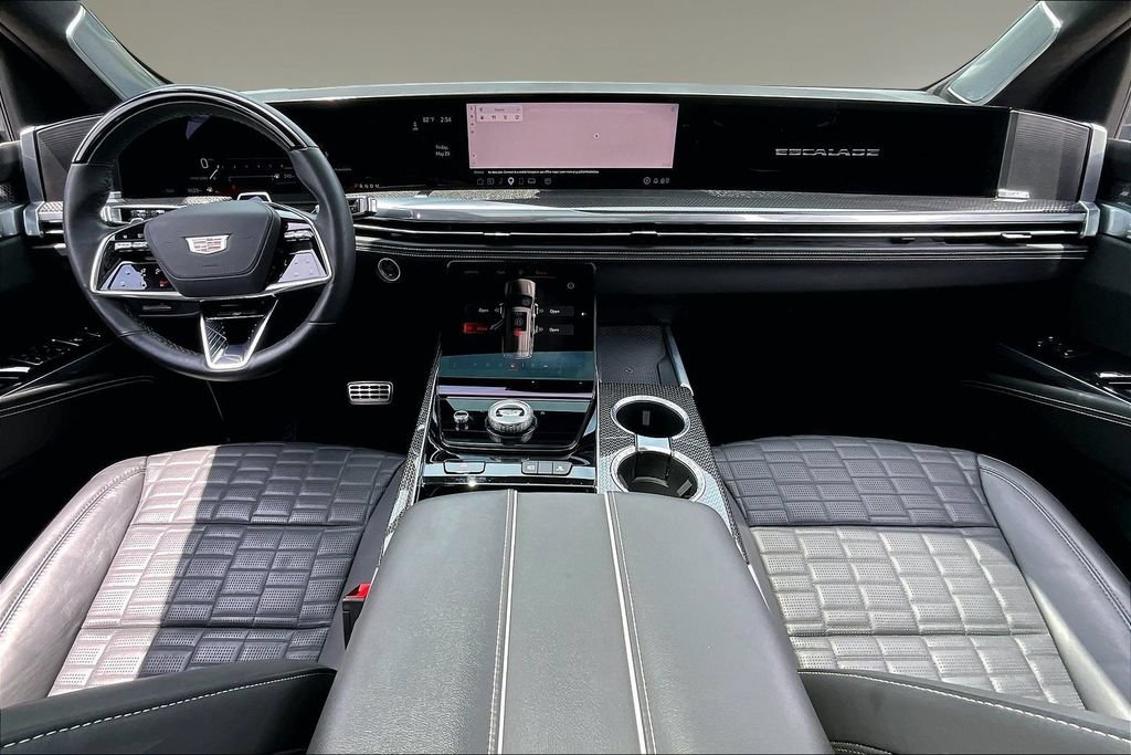 Certified 2025 Cadillac Escalade V AWD/4WD image 15