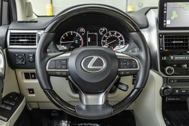 Used 2023 Lexus GX 460 Premium w/ Premium Plus Package image 8