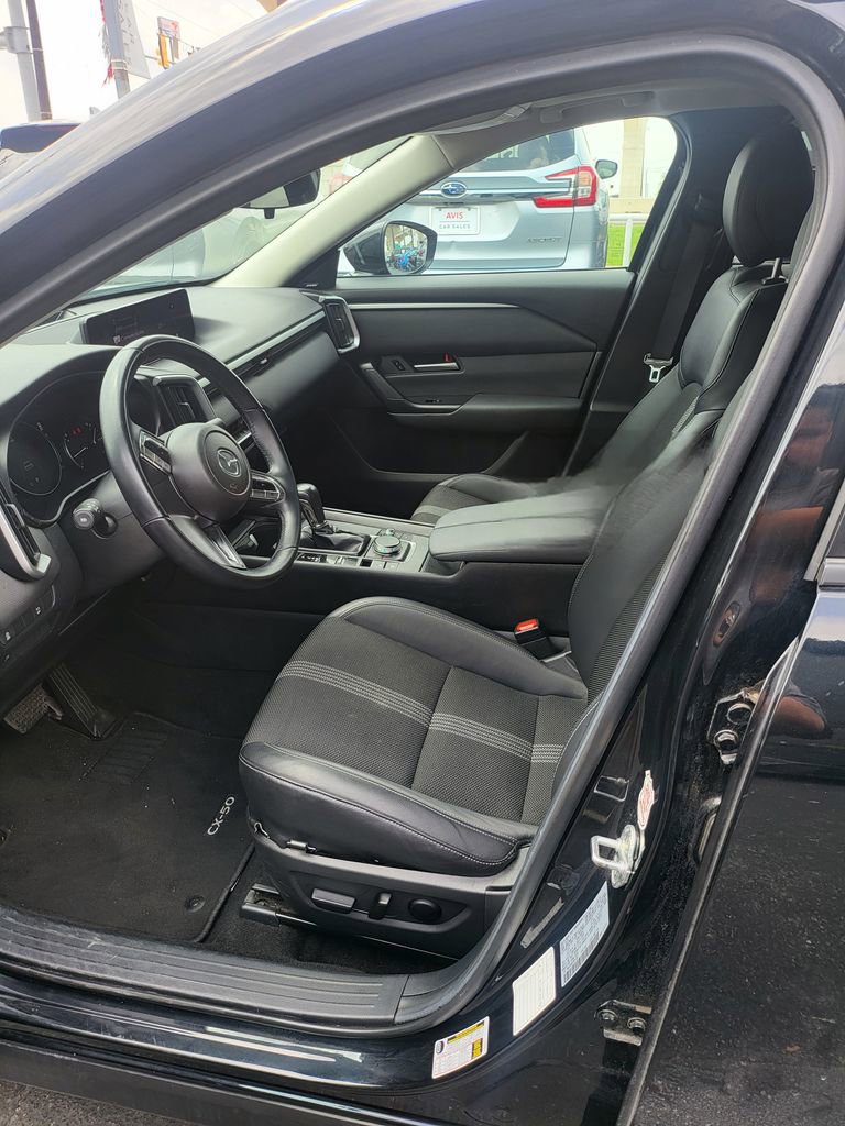 Used 2025 MAZDA CX-50 AWD 2.5 S w/ Premium Package image 3