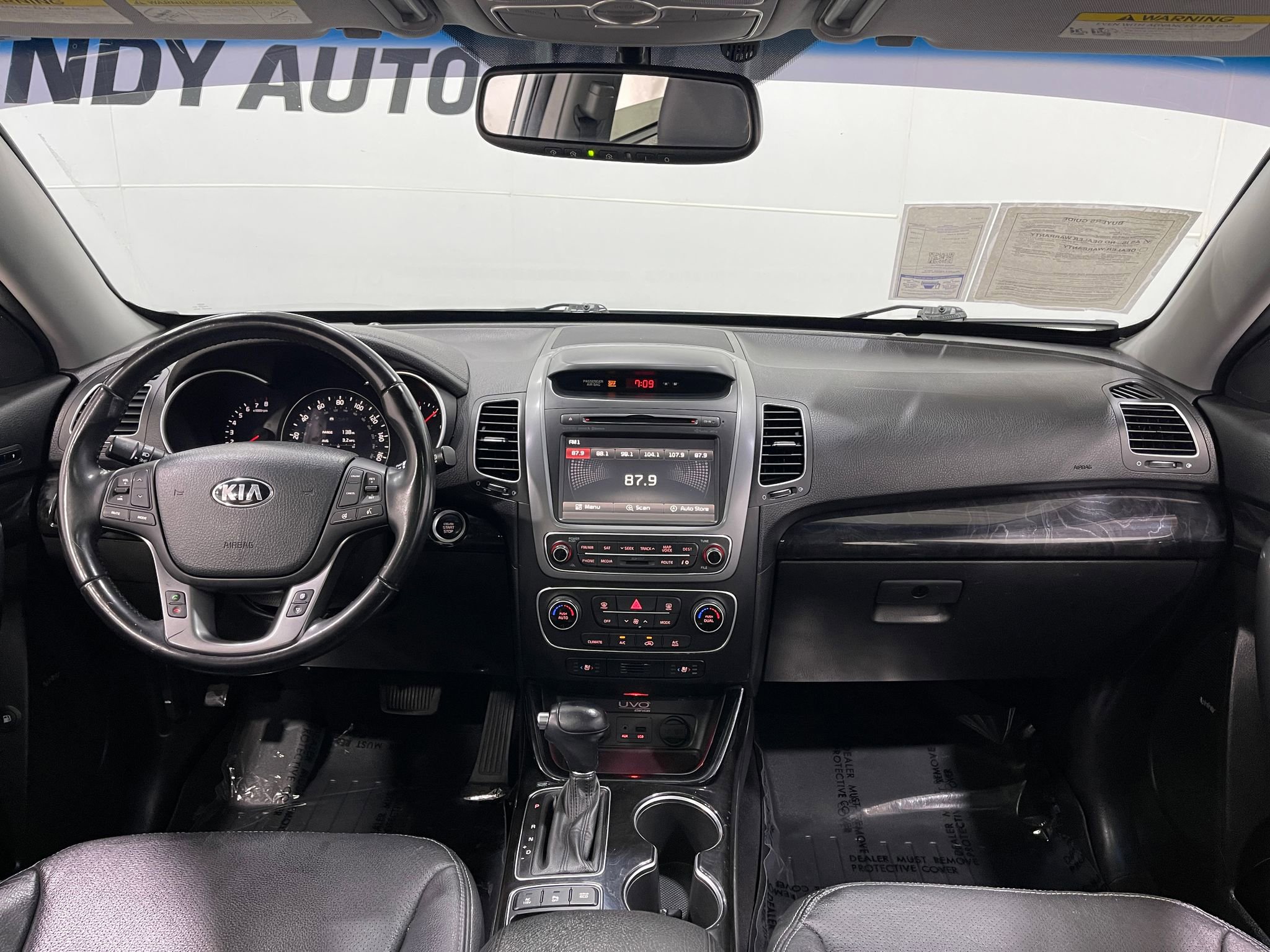 Used 2014 Kia Sorento SX w/ 3rd Row Package image 17