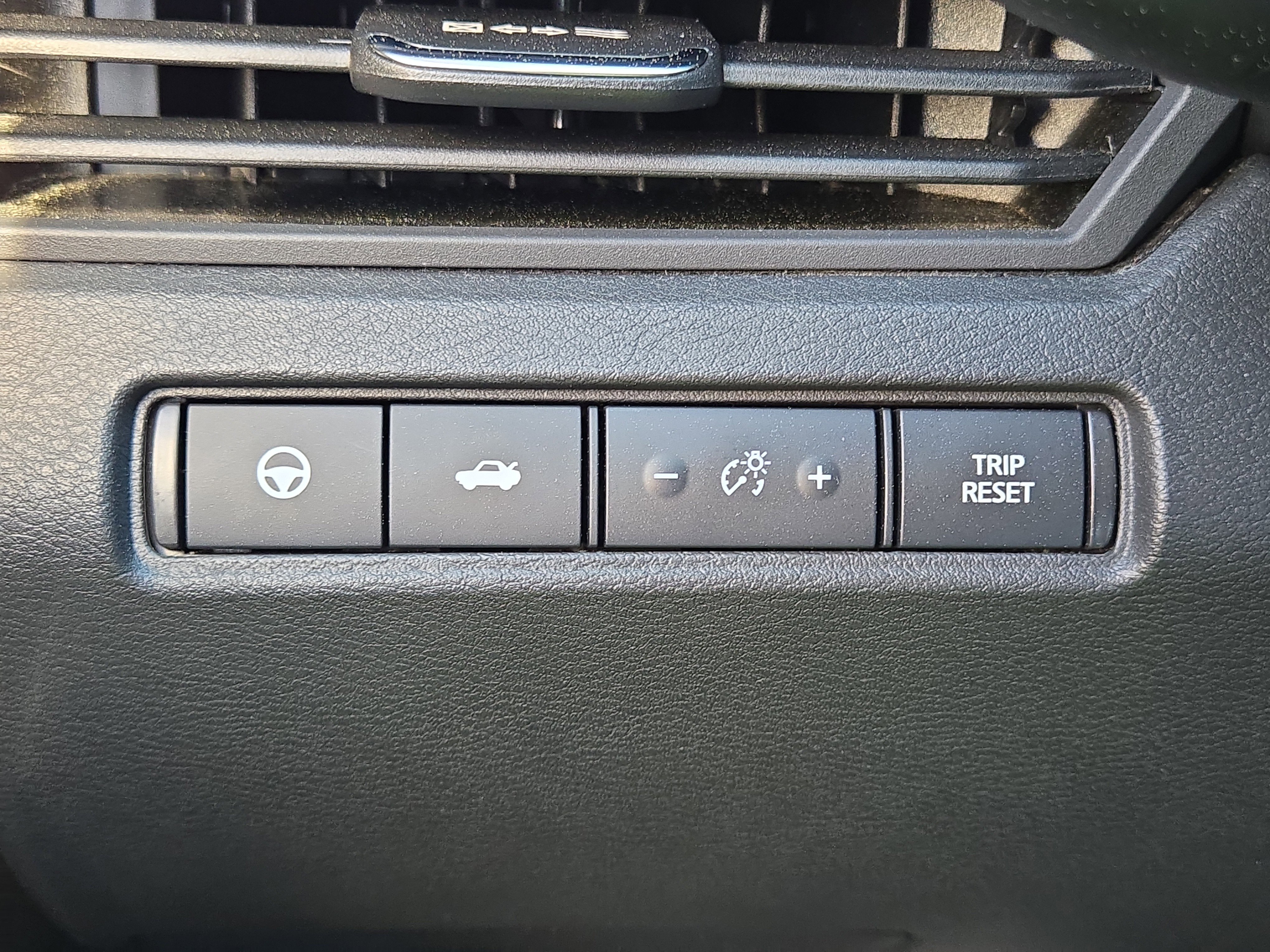 Used 2021 Nissan Altima 2.5 Platinum image 22