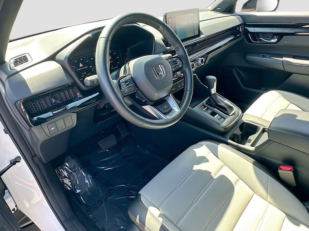 Used 2026 Honda CR-V Sport Touring image 9