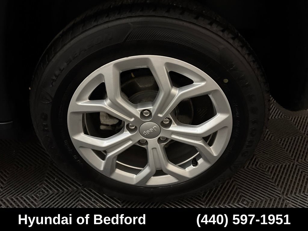 Used 2024 Jeep Compass Latitude AWD/4WD image 24