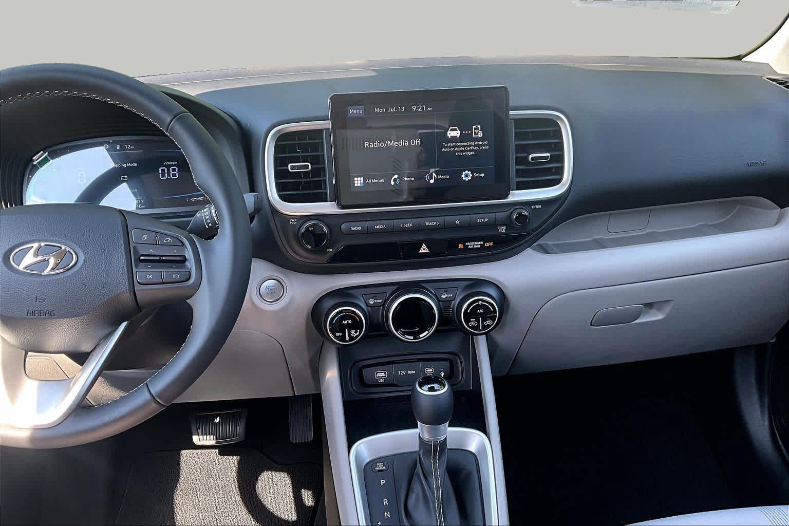 New 2026 Hyundai Venue SEL FWD image 6