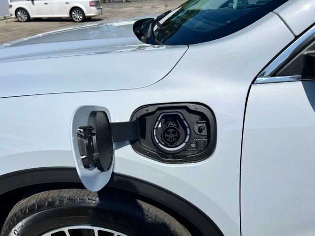 New 2025 Ford Escape SE w/ PHEV Premium Package image 8