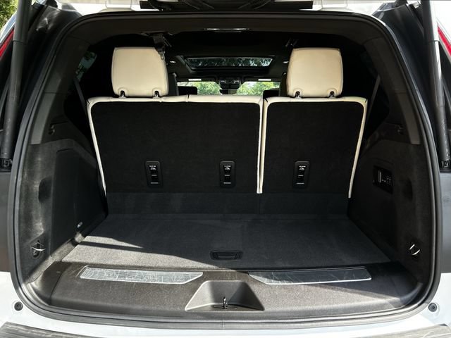 Used 2021 Cadillac Escalade Sport AWD/4WD image 35