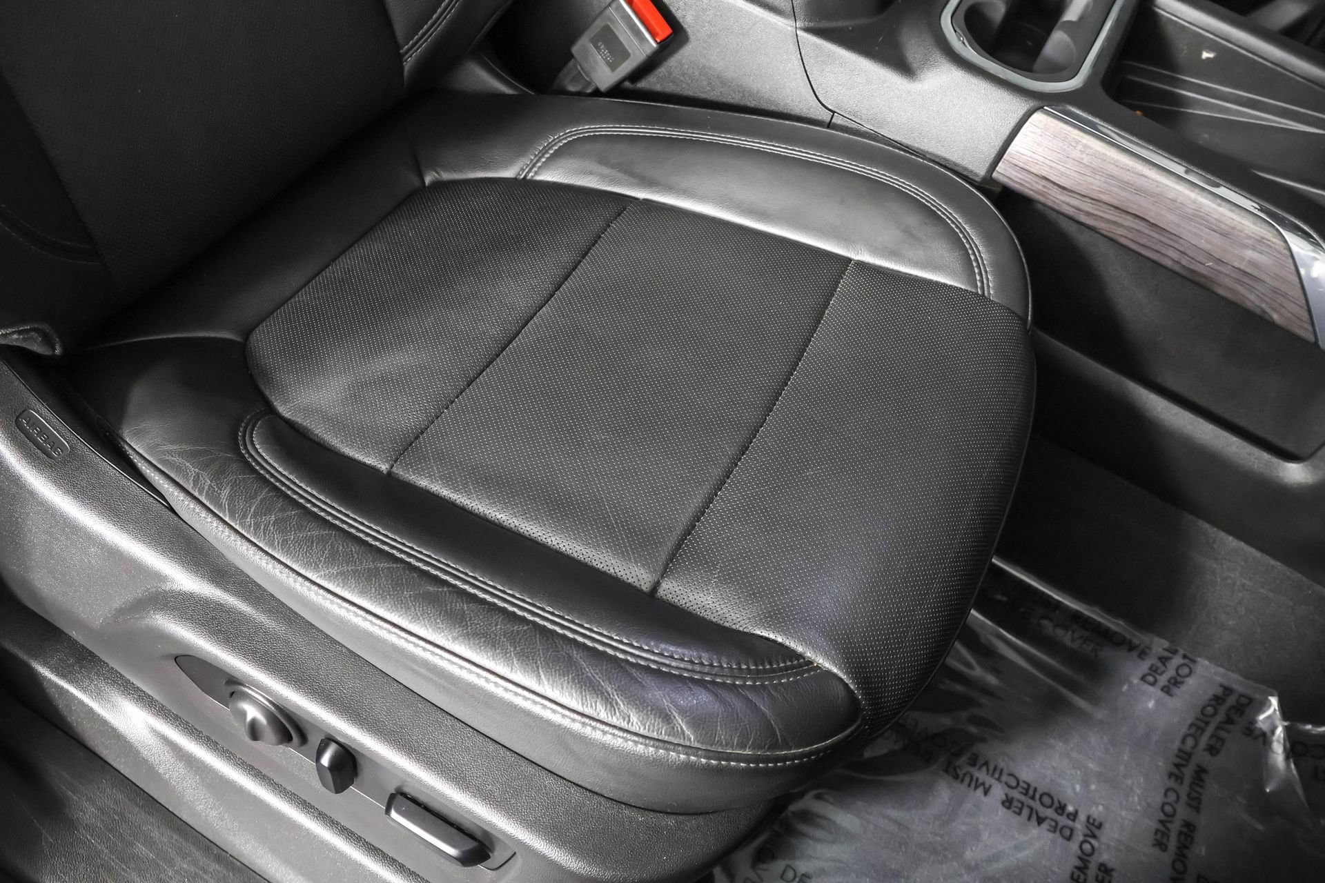 Used 2020 Chevrolet Silverado 2500 LTZ w/ LTZ Premium Package image 52