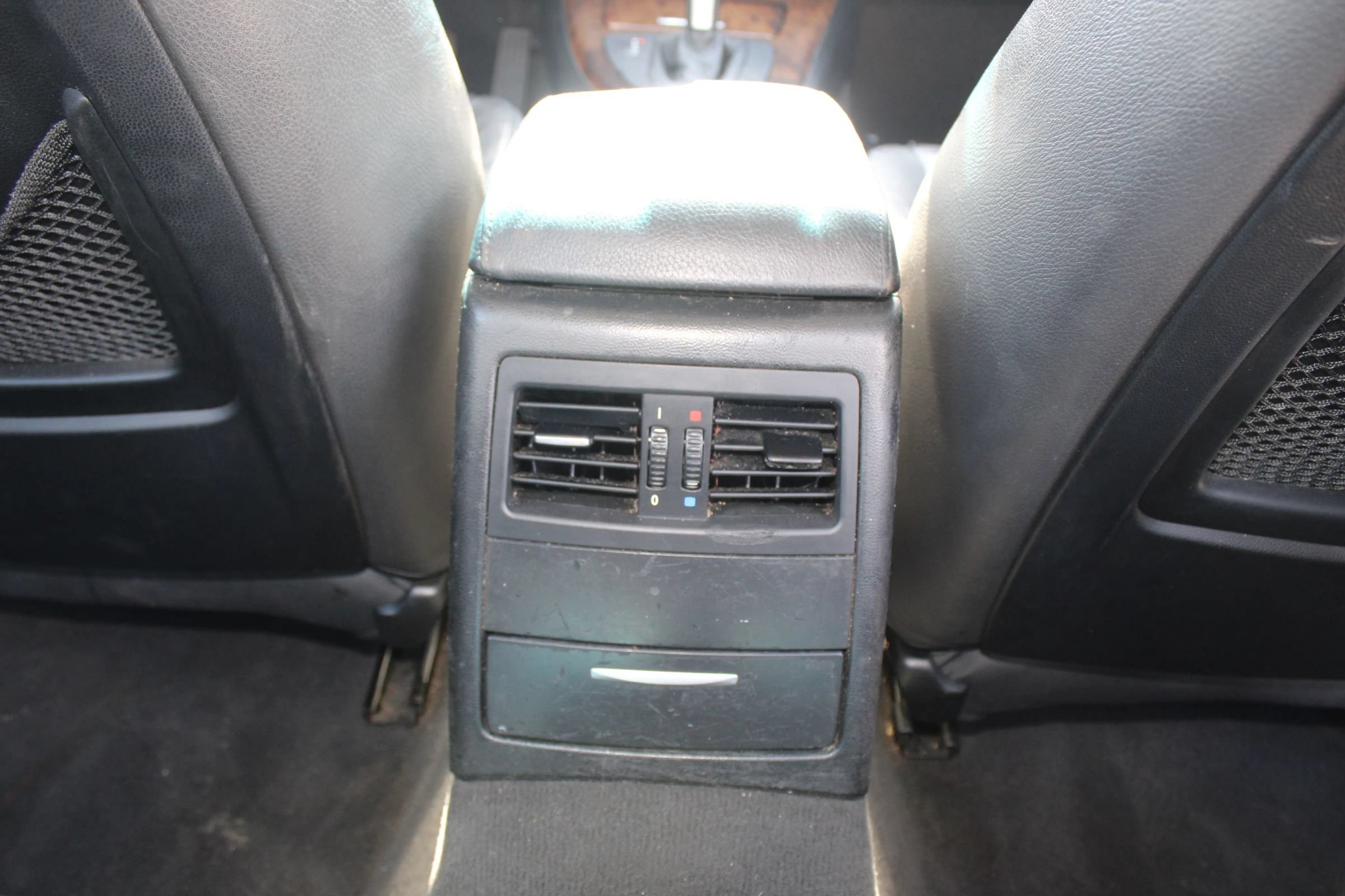 Used 2006 BMW 325i Sedan RWD image 22
