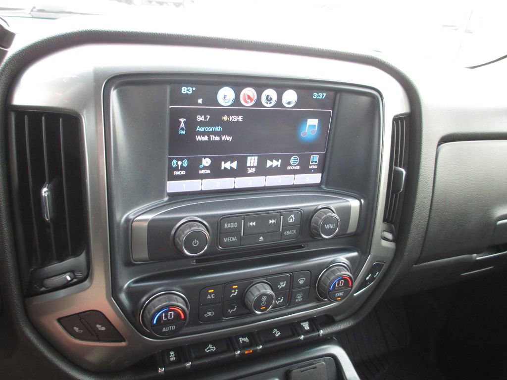 Used 2018 Chevrolet Silverado 2500 LT w/ Midnight Edition image 27