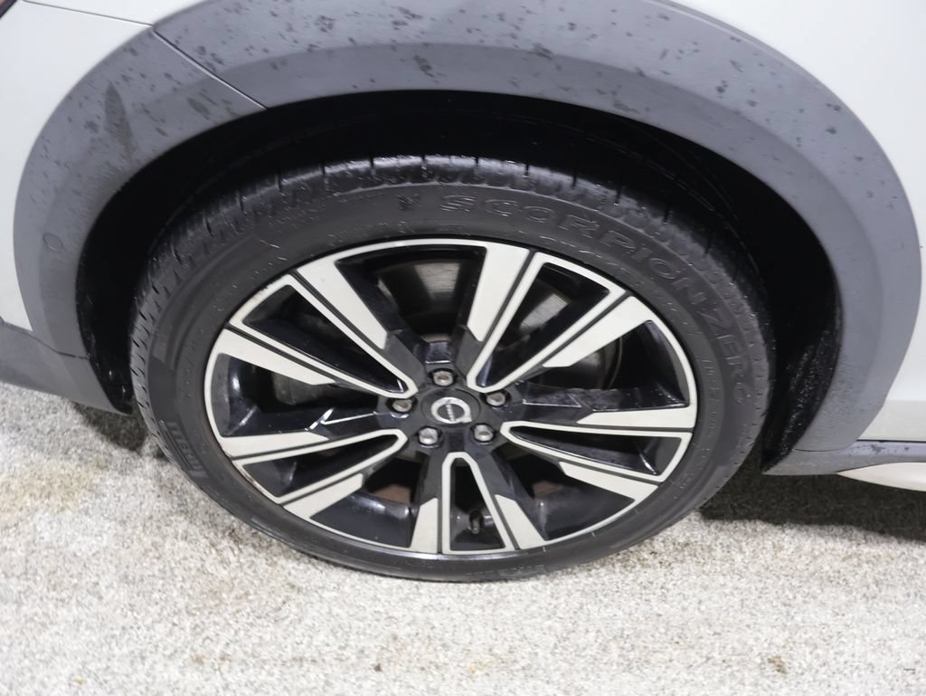 Used 2020 Volvo V60 T5 Cross Country AWD/4WD image 8