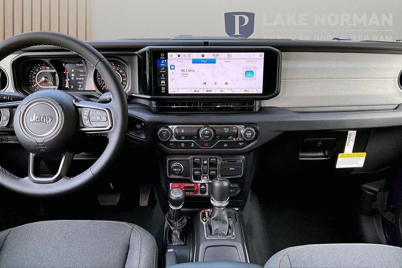 New 2026 Jeep Gladiator Mojave AWD/4WD image 12