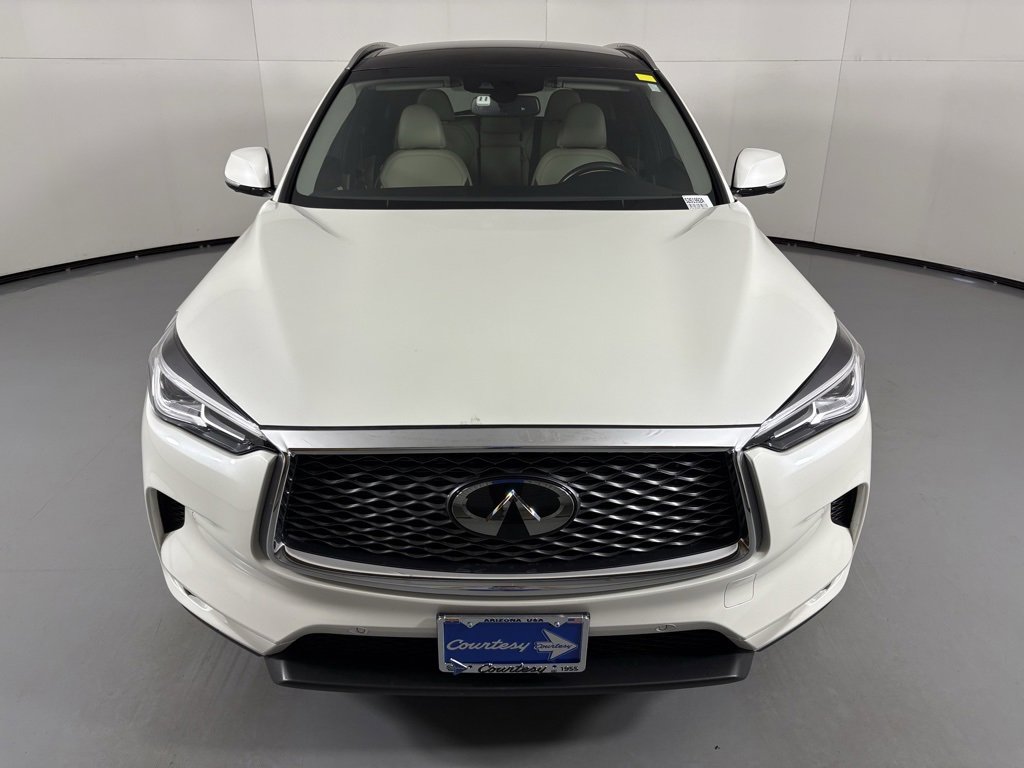 Used 2021 INFINITI QX50 Essential w/ Convenience Package image 3