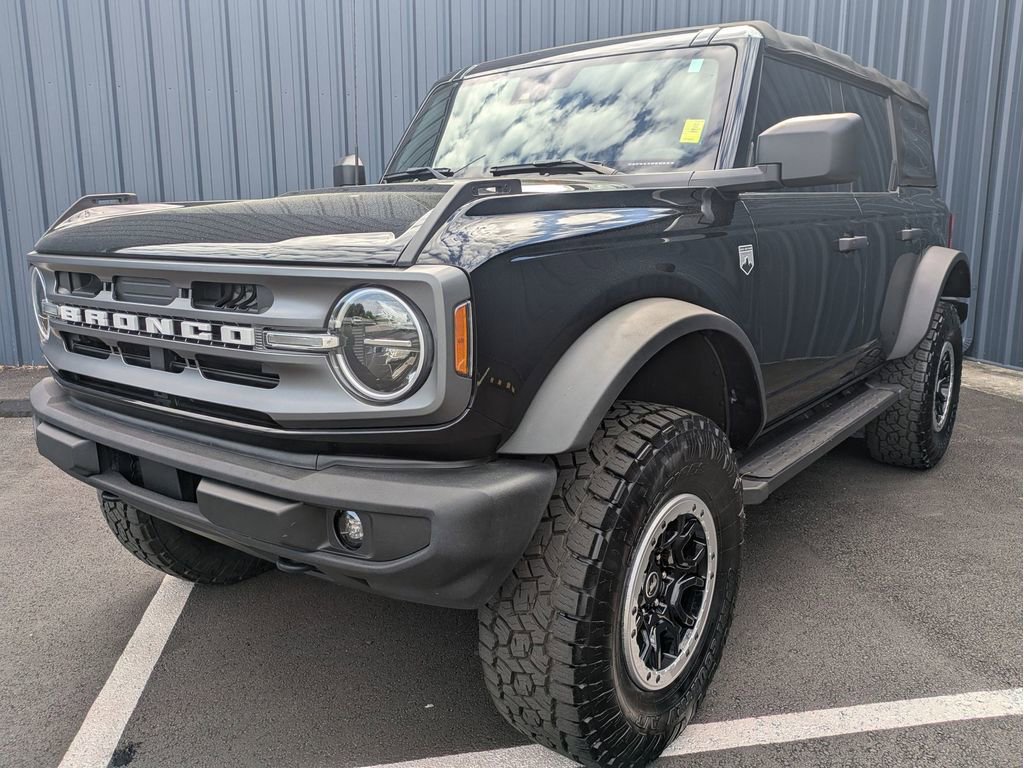 Certified 2022 Ford Bronco Big Bend w/ Sasquatch Package image 2