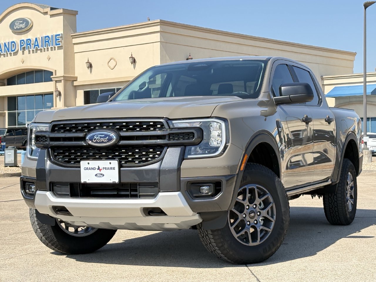 New 2026 Ford Ranger XLT w/ Equipment Group 301A High AWD/4WD image 2