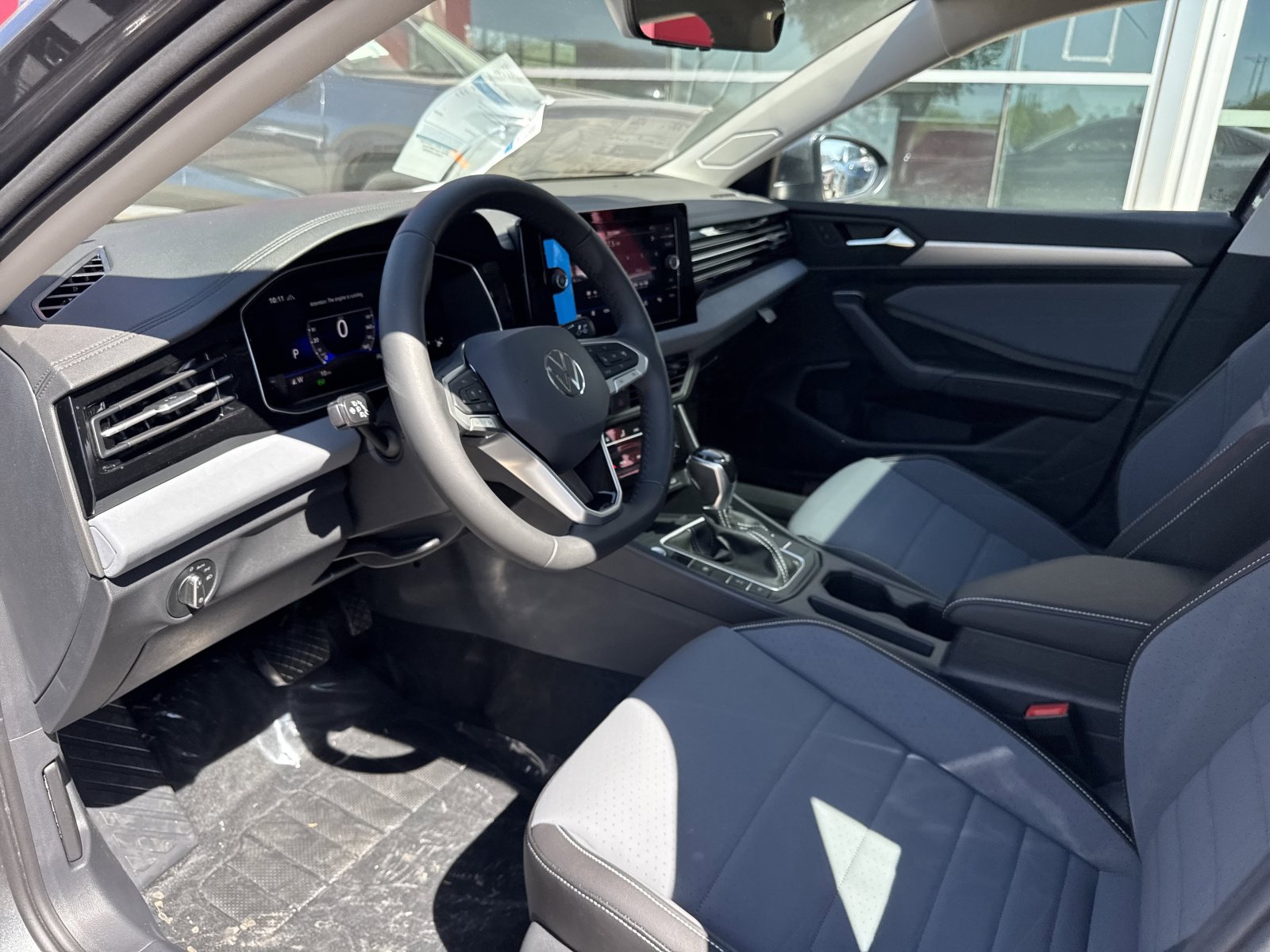 New 2026 Volkswagen Jetta SE FWD image 4
